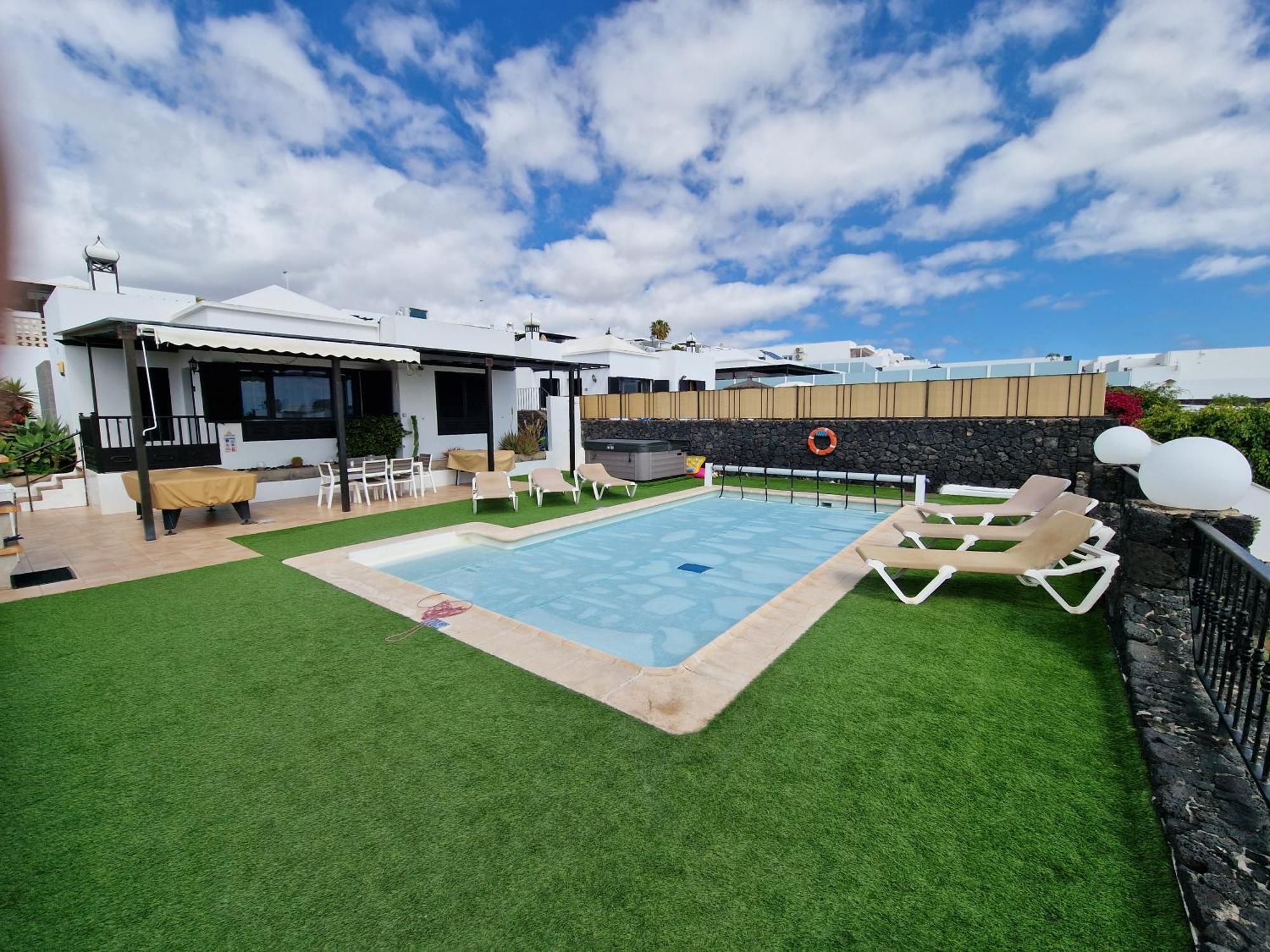 Villa Juanita, Puerto Del Carmen, Lanzarote Tías Eksteriør bilde